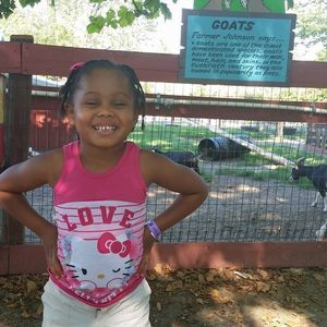 Meet your Posher, Toni